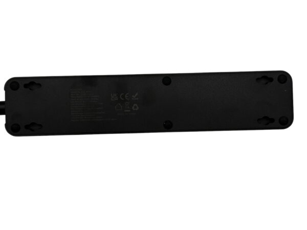 PRZEDŁUŻACZ LISTWA PRZECIWPRZPIĘCIOWA Z WEJSCIAMI ANGIELSKIMI 3 GNIAZDA 3 USB